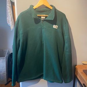 Men’s North Face sweater.